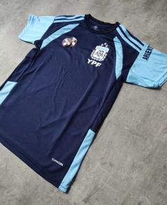 Camiseta entrenamiento AFA Mundial 2026 azul oscuro - Hooligans Bahía