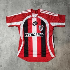 Camiseta River Petrobras tricolor 2007 Gallardo retro