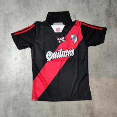 Camiseta River Quilmes negra 1999 retro