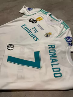 Camiseta Real Madrid Cristiano Ronaldo retro blanca en internet