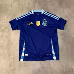 Camiseta AFA suplente copa america azul con rayas celestes