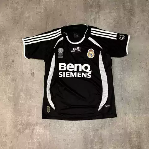 Camiseta Real Madrid retro Ronaldo negra