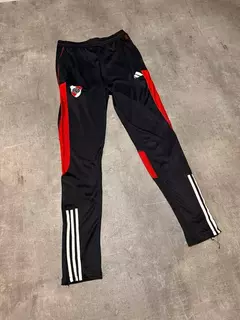 Pantalon River negro 2025 tiras rojas niño en internet