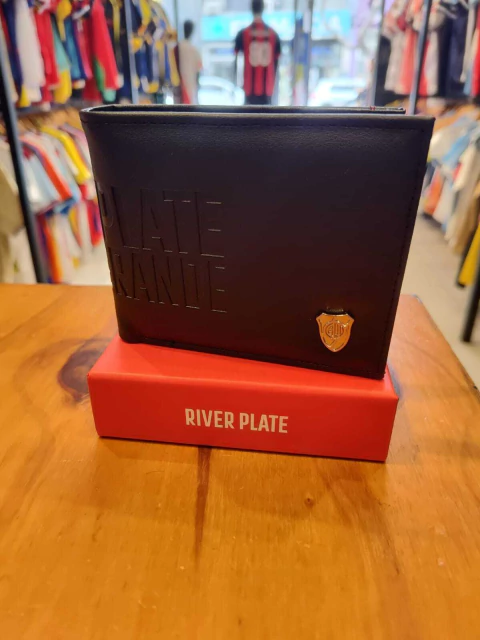 Billetera River negra escudo metalico