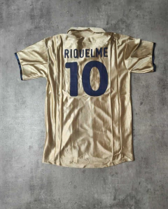 Camiseta Barcelona Riquelme dorada retro importada 2002