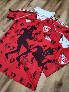 Camiseta Independiente retro diablos roja retro en internet