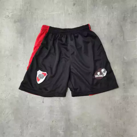 Short River negro franja roja 2025