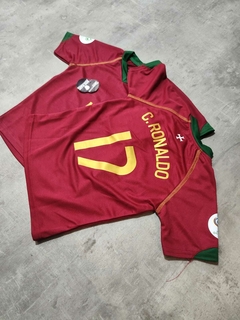 Camiseta Portugal Cristiano Ronaldo niño retro - Hooligans Bahía