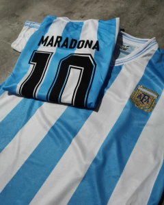 Camiseta AFA Seleccion 1990 Maradona titular retro en internet