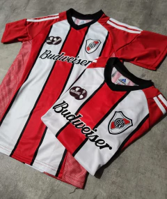 Camiseta River Budweiser tricolor retro Cavenagui en internet