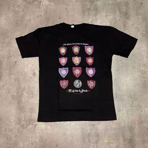 Remera San Lorenzo historia escudos