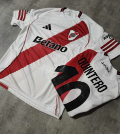 Camiseta River Betano titular Juanfer Quintero - tienda online