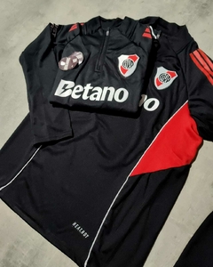 Buzo River Betano medio cierre negro - Hooligans Bahía