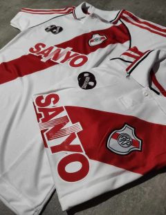 Camiseta River retro Sanyo titular en internet