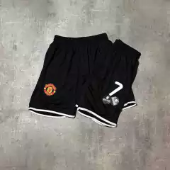 Short Manchester United negro Cristiano Ronaldo en internet