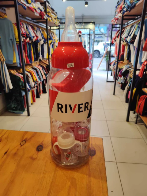 Mamadera River gigante oficial