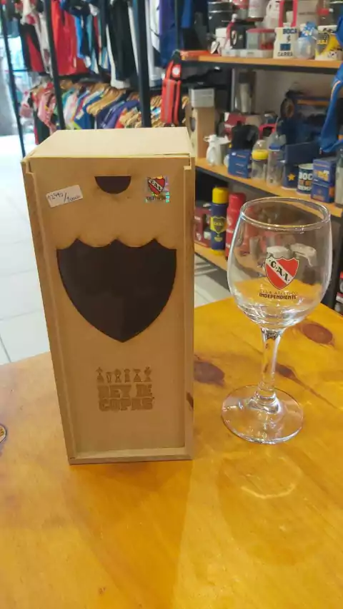 Copa de vino en caja Independiente oficial