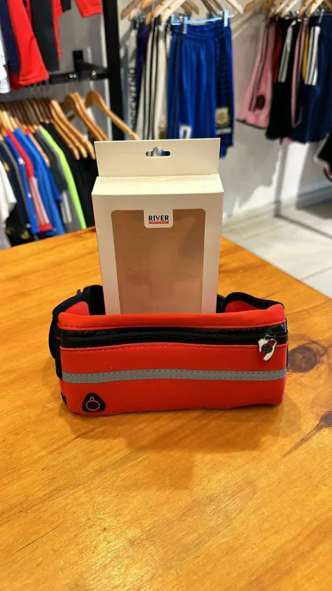 Riñonera River oficial deportiva