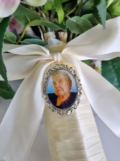 Broche Relicario para Ramo c/ Foto Personalizada - comprar en línea