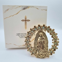 Medallón Virgen baño de oro CUERPO COMPLETO
