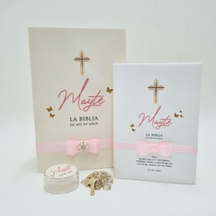 Biblia con Caja de Madera Personalizada ''Mis XV años'' - comprar en línea