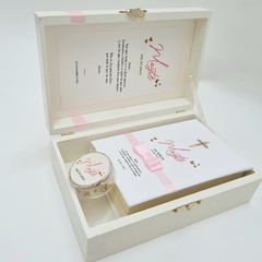Biblia con Caja de Madera Personalizada ''Mis XV años'' en internet