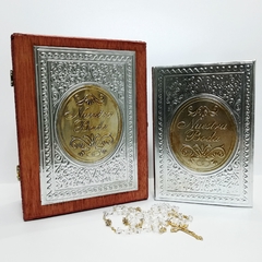 Biblia Repujado ''Nuestra Boda'' con Caja de Madera - comprar en línea