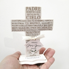 Cruz Padre Nuestro c/base | Pedido mínimo 12 pz - Papyros Recuerdos y Accesorios