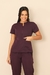 A blusa feminina Begônia é perfeita e muito procurada na Criavizi! Faz parte do scrub, mas também é vendida separadamente! A blusa pode ter bordado ou ser personalizada com nome e em várias cores! Venha garantir mais uma parte desse uniforme profissional