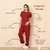 O conjunto feminino Peônia é perfeito, tem bastante saída na Criavizi! O scrub tem a blusa e calça com vários detalhes lindos! O scrub branco ou na cor que você desejar, pode ser scrub personalizado com nome! Vem garantir esse uniforme profissional.