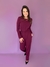 A calça feminina Windsor é básica, linda e profissional! É e uma das queridinhas na Criavizi! Faz parte do scrub, mas também é vendida separadamente! Pode ser produzida em várias cores! Venha garantir mais uma parte desse uniforme profissional