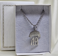 Collar Maradona en internet