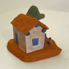 Miniatura Casinha com Árvore na internet