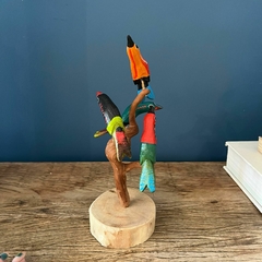 Árvore com Pássaros Coloridos - Expedição Galeria - Arte Popular Brasileira