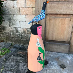 Cabeça com Pássaro na internet