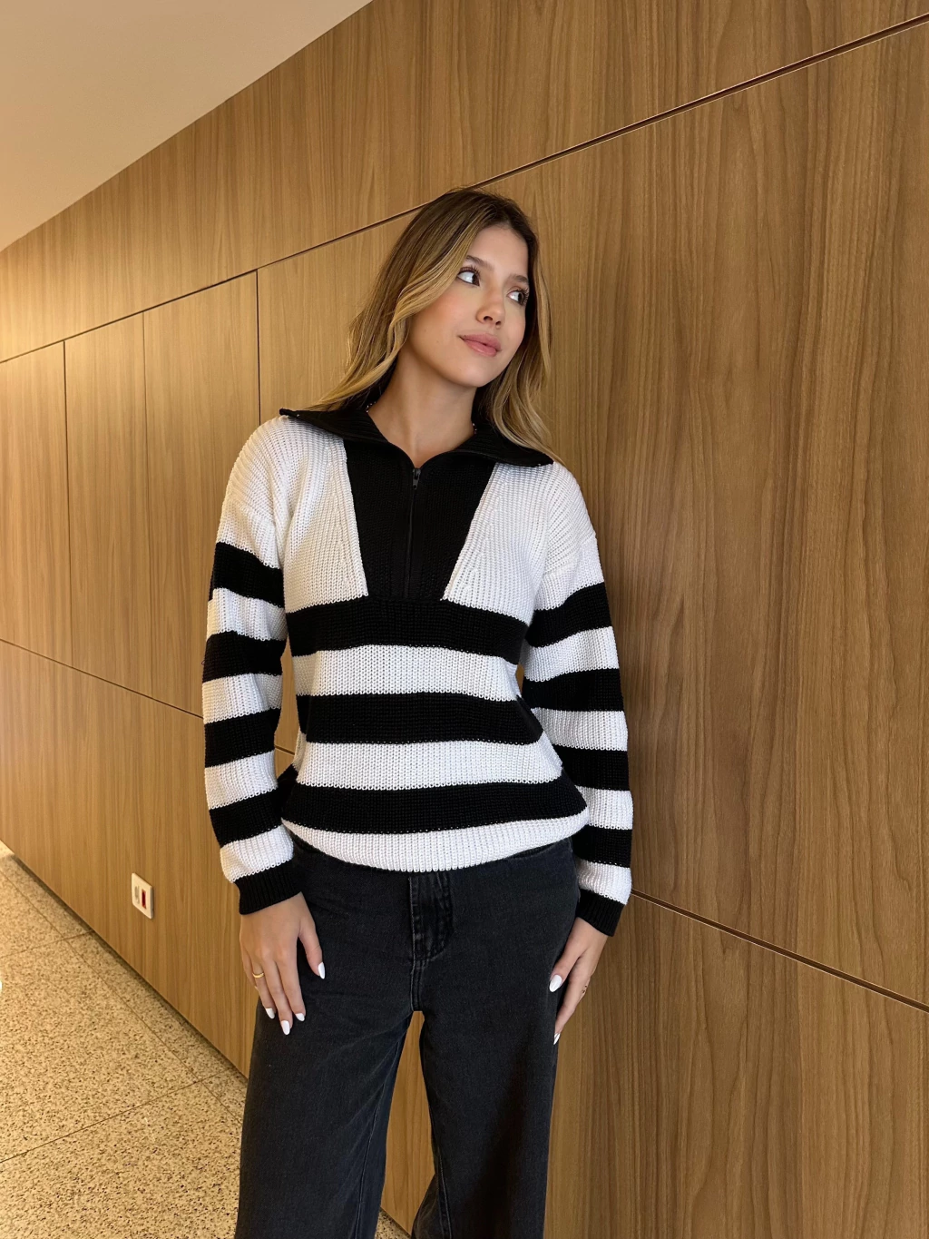Tricô stripes preto e branco