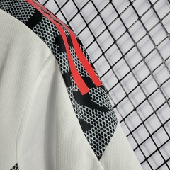 Camisa Bayern de Munique Treino 21/22 - Adidas - Torcedor - Esporte Chique - A sua loja de Importações de Artigos esportivos