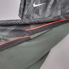 Imagem do Camisa Nike Liverpool Treino 2021/22 - Torcedor