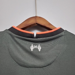 Camisa Nike Liverpool Treino 2021/22 - Torcedor