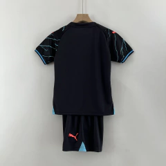 Kit Infantil Manchester City Third 3 23/24 Torcedor Puma Masculina - Azul Navy - comprar online