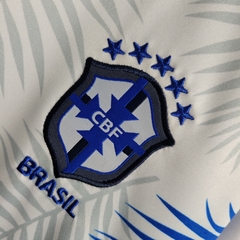 Camisa Brasil - Nike - 2022 - Feminino na internet