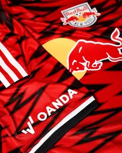 Camisa New York Red Bull I 25/26 - Torcedor Masculina - Vermelha com detalhes em preto na internet
