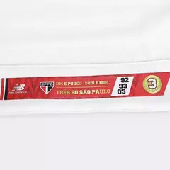 Camisa São Paulo I 25/26 - Torcedor Feminina - Branca com detalhes em vermelho e preto - comprar online