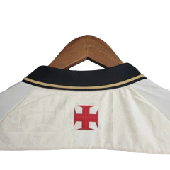 Camisa Vasco da Gama III Kappa Torcedor Masculina - Branca com detalhes em dourado e preto na internet