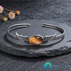 Pulseira de Prata e Pedras Naturais Asas de Ísis - Amanhecer de Luz - Seu Universo de Luz Loja Online de Artigos Religiosos