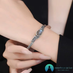 Pulseira de Prata e Pedras Naturais Asas de Ísis