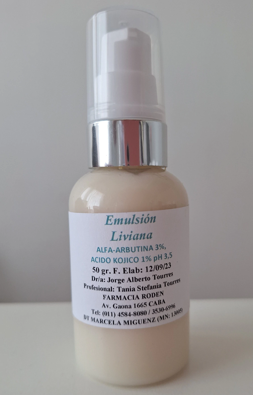 Emulsión despigmentante con ALFA-ARBUTINA