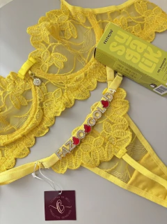 Conjunto Pétala M~GG | Amarelo PERSONALIZÁVEL na internet