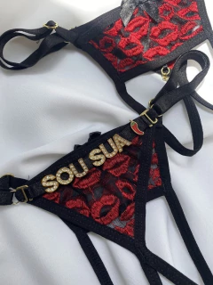 Fio Personalizável Secretária Vermelha c/ Preto Beijo