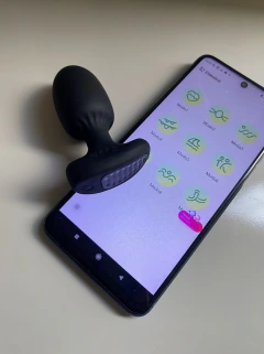 PLUG ANAL CONTROLADO POR APP - RECARREGÁVEL